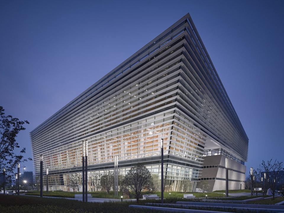 深圳市民中心多媒 體展廳設計1 深圳市民中心多媒 體展廳設計1