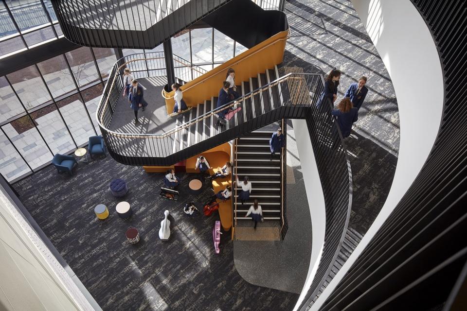 國際鐘表名表展展廳設(shè)計(jì)1 國際鐘表名表展展廳設(shè)計(jì)1