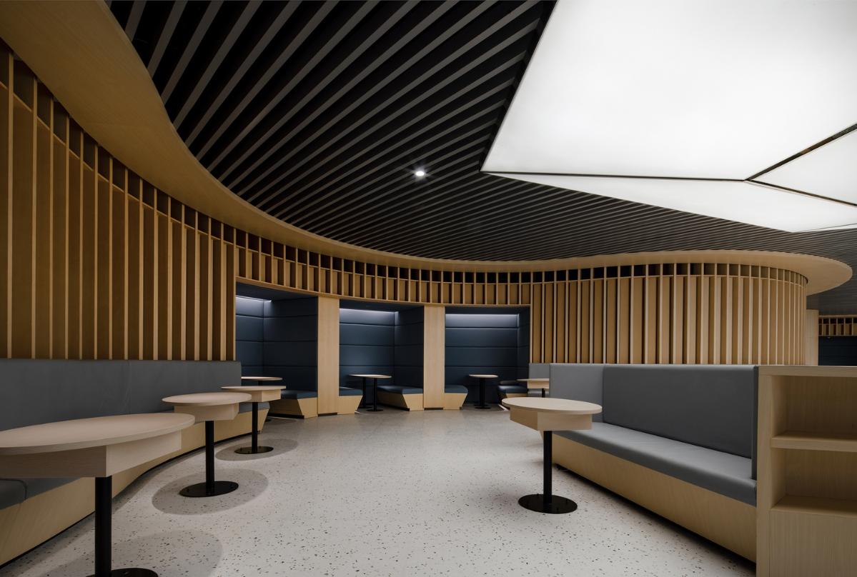 05-12%E5%9C%BA%E6%99%AF%E7%9A%84%E6%B5%81%E5%8A%A8%E4%B8%8E%E5%81%9C%E7%95%99-12(%E5%BD%A2%E5%9C%A8%E7%A9%BA%E9%97%B4%E6%91%84_%E8%B4%BA%E5%B7%9D_).jpg 05-12%E5%9C%BA%E6%99%AF%E7%9A%84%E6%B5%81%E5%8A%A8%E4%B8%8E%E5%81%9C%E7%95%99-12(%E5%BD%A2%E5%9C%A8%E7%A9%BA%E9%97%B4%E6%91%84_%E8%B4%BA%E5%B7%9D_).jpg