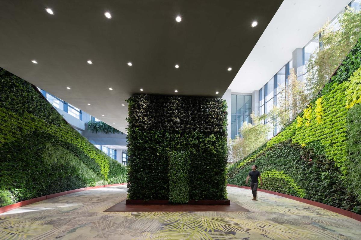 16_建筑內部垂直綠化(攝影:曾天培).jpg 16_建筑內部垂直綠化(攝影:曾天培).jpg