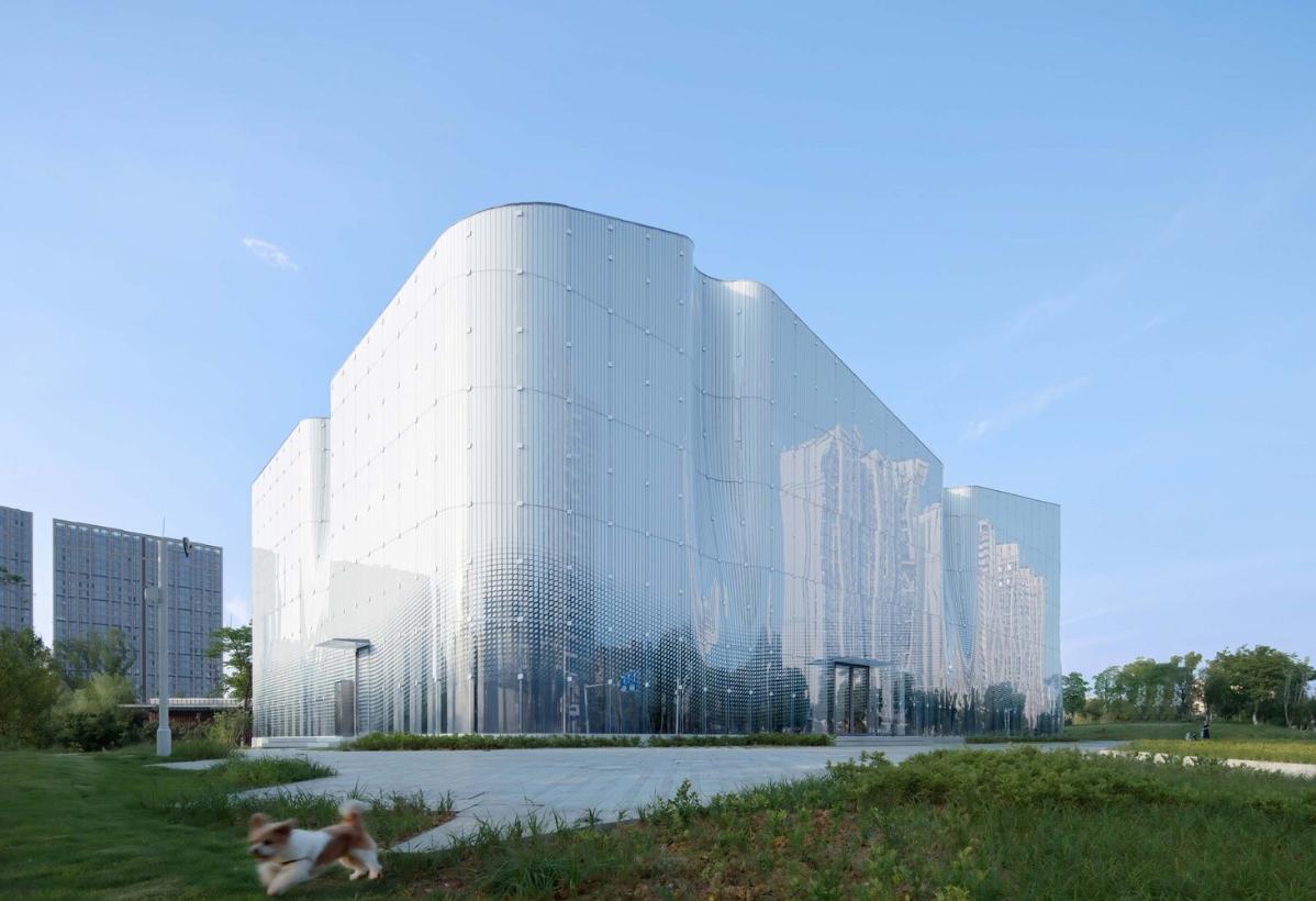 勻質(zhì)、柔和而多變的立面漸變層次,Homogeneous__soft_and_dynamic_facade_?存在建筑.jpg 勻質(zhì)、柔和而多變的立面漸變層次,Homogeneous__soft_and_dynamic_facade_?存在建筑.jpg